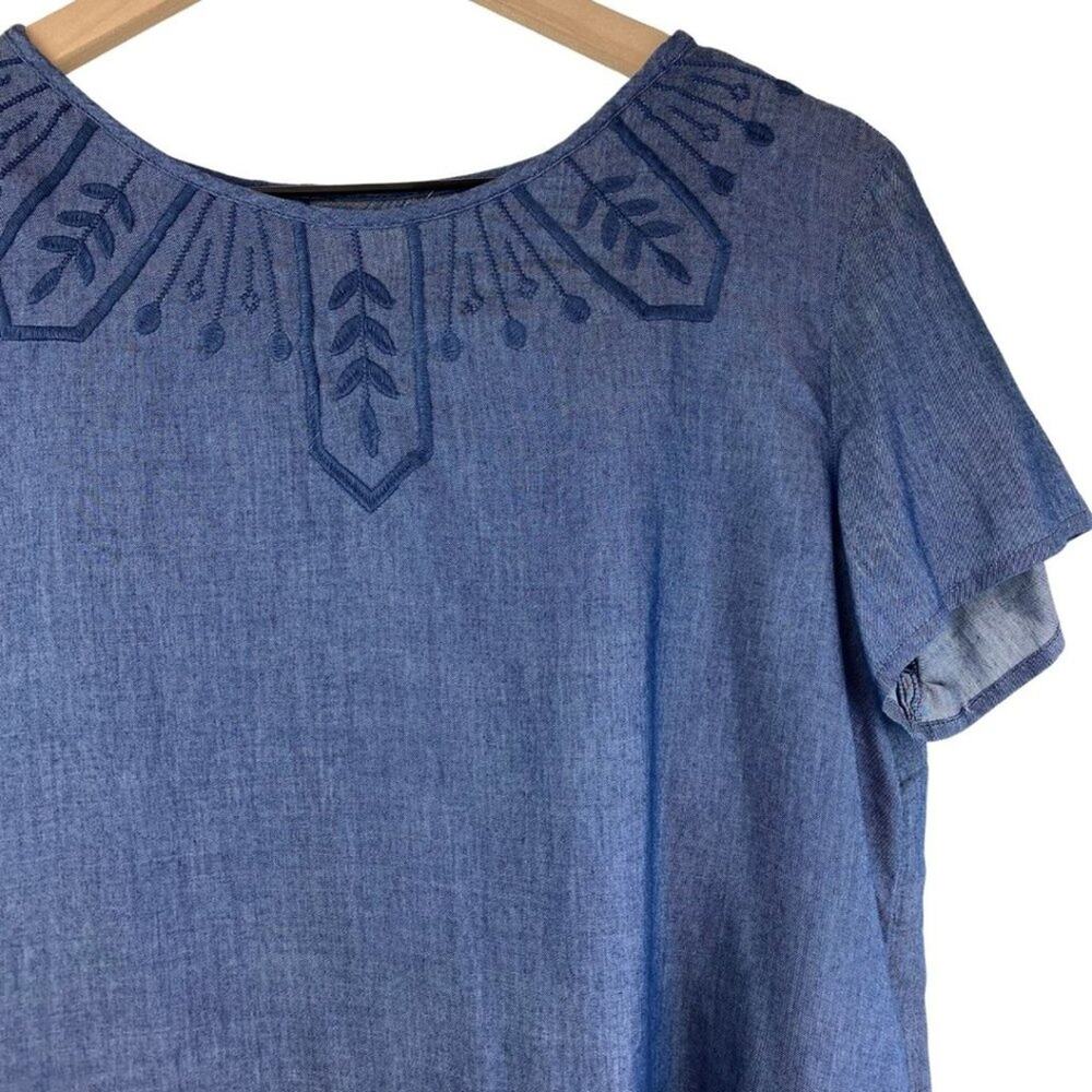 Gap Chambray Embroidered Blouse Blue Small - Picture 3 of 9